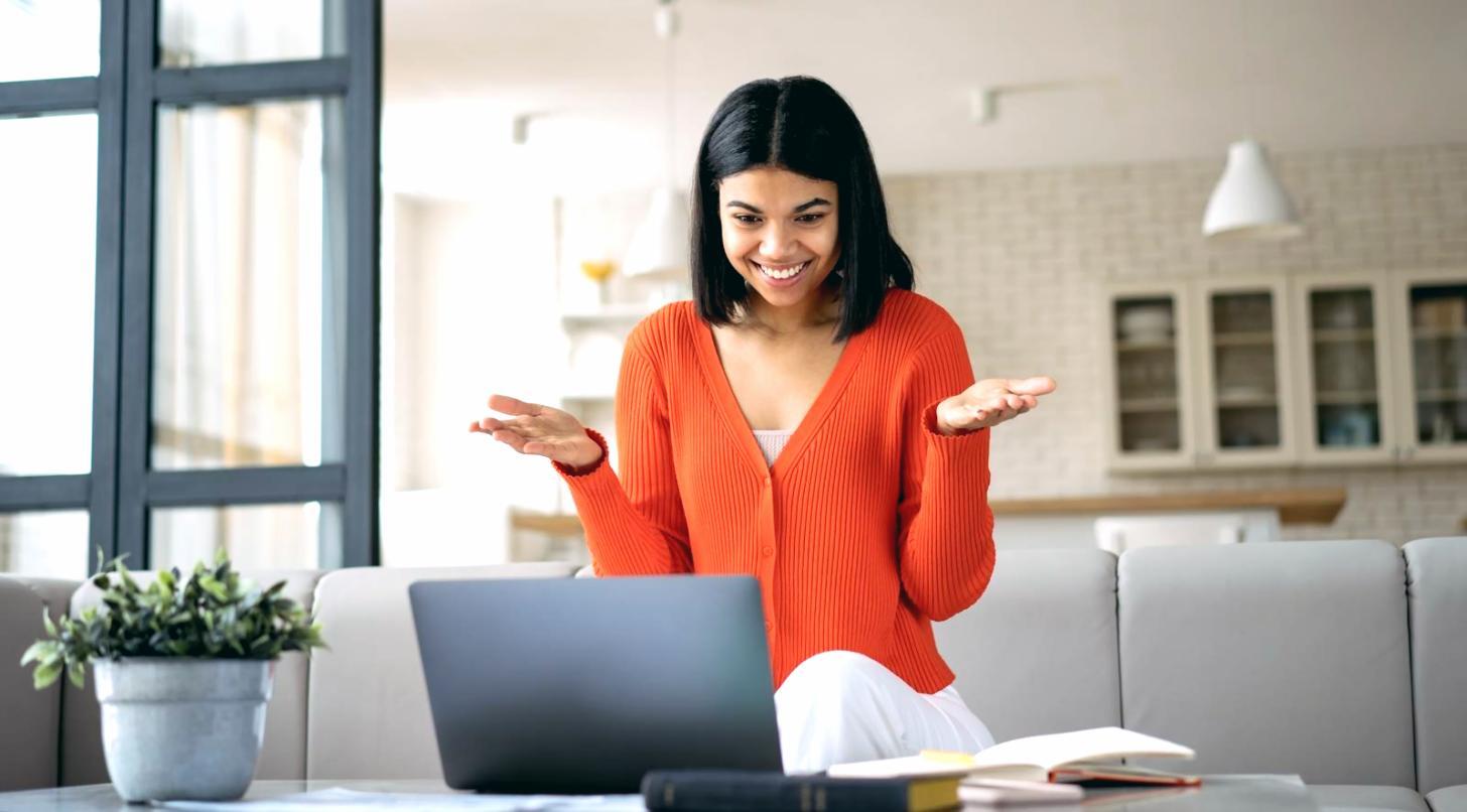 Analyst working remotely on financial models